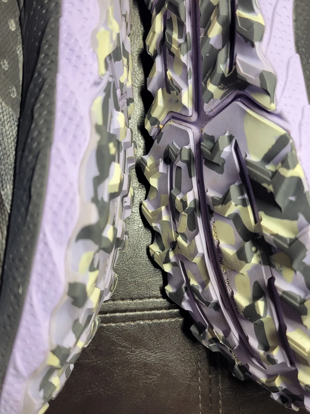 Brooks Cascadia 18 Trail Running Shoes Womens EU Size 38.5 US Size 7.5B(Medium)
